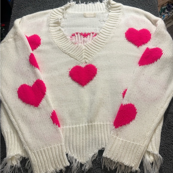 Altar'd State Sweaters - Altar'd State Women's White Sweater with Pink Hearts- Size S
